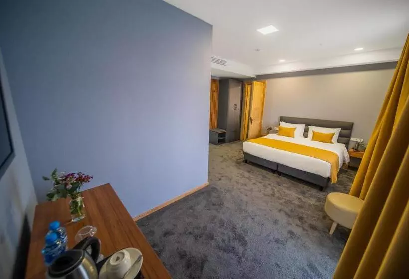 ホテル Burki Castle & Cellar