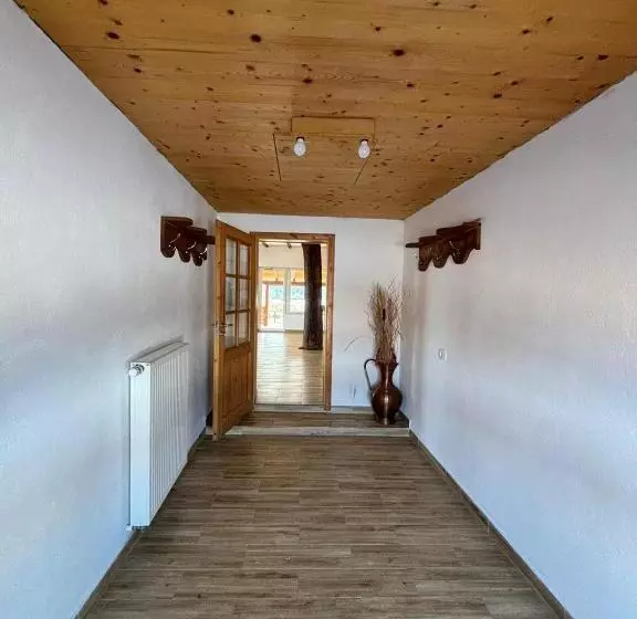 Hotelli La Văru