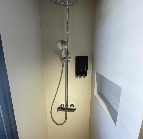 هتل The May Five   Adults Only