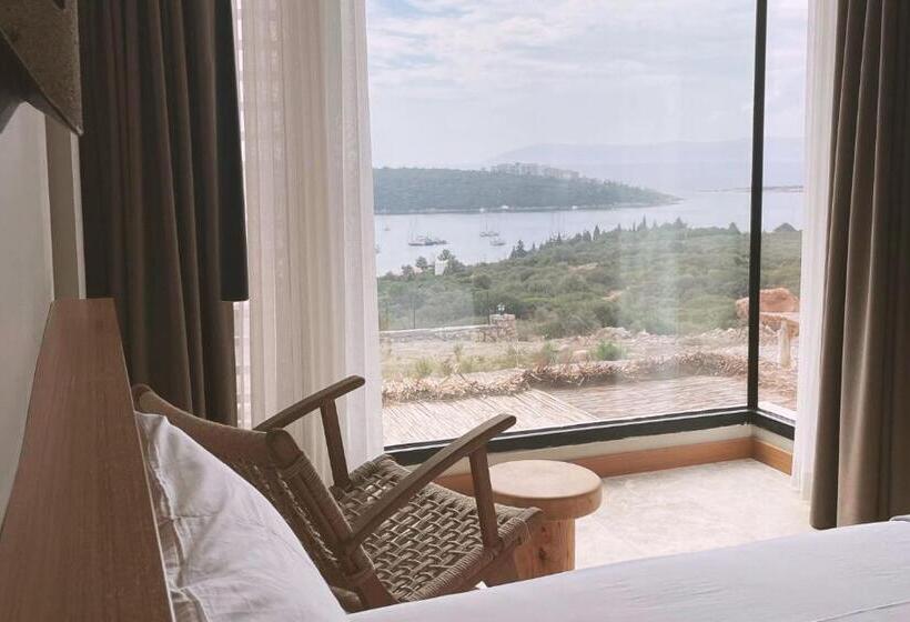 هتل The May Five   Adults Only