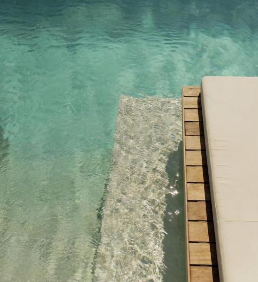 هتل The May Five   Adults Only