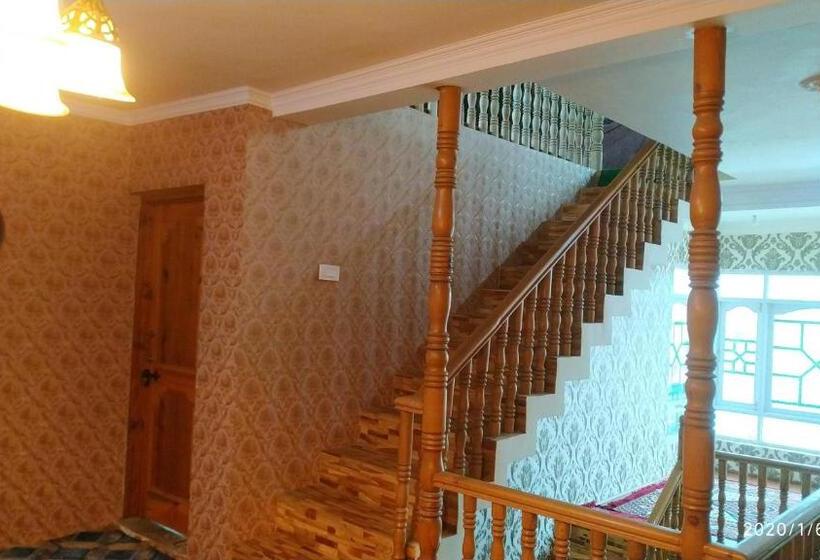 Pensão Coachman Homestay