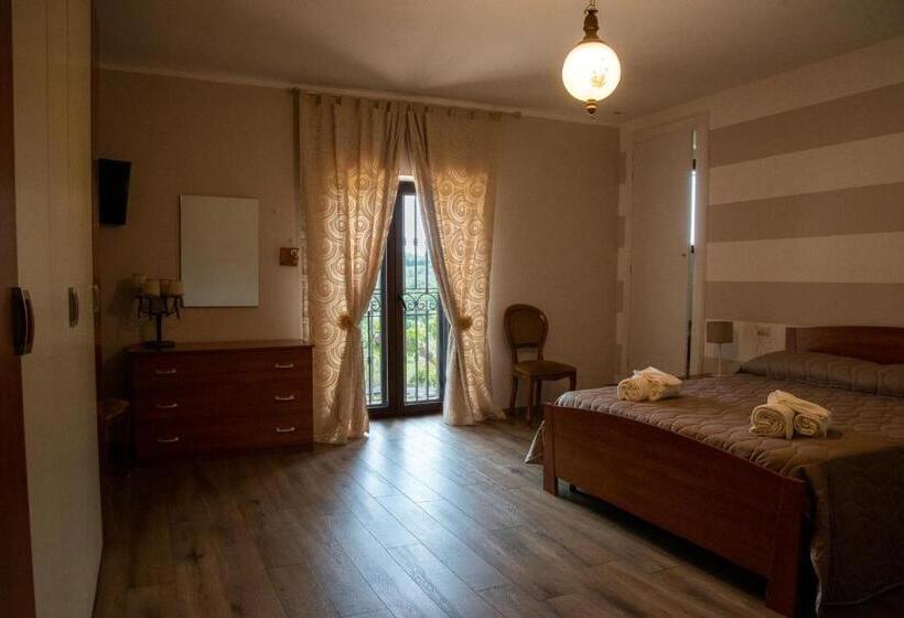 ベッドアンドブレックファースト Sentiero Degli Ulivi Mascia