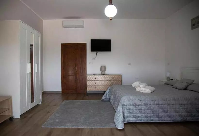 Aamiaismajoitus (B&B) Sentiero Degli Ulivi Mascia