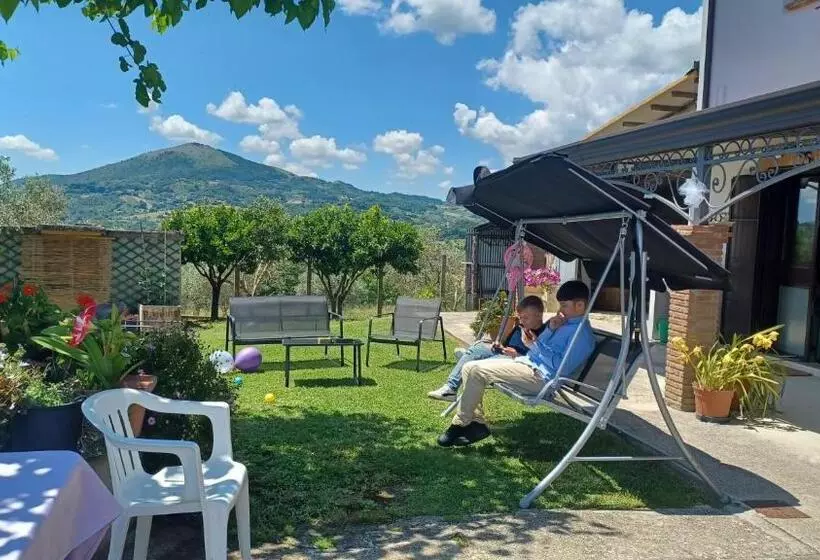 Aamiaismajoitus (B&B) Sentiero Degli Ulivi Mascia