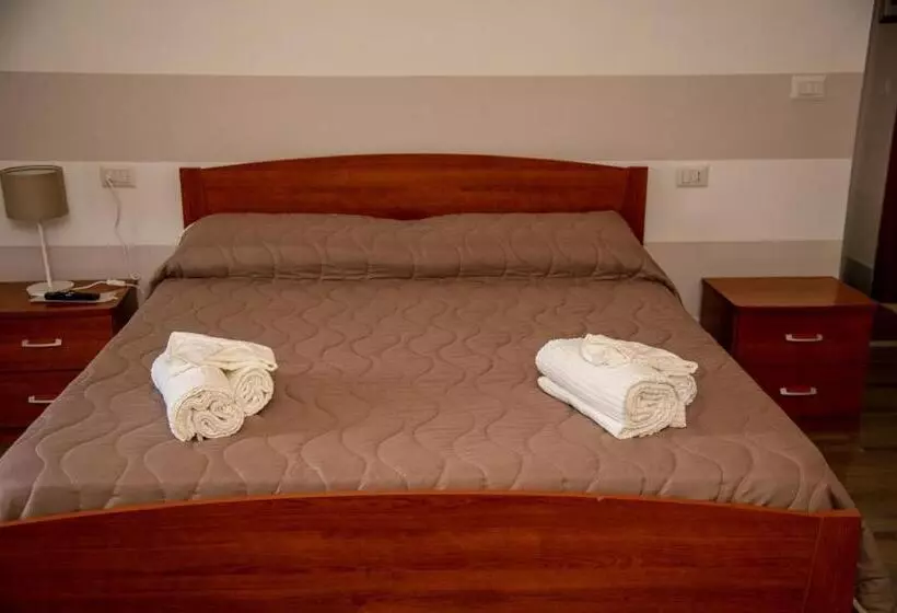 Aamiaismajoitus (B&B) Sentiero Degli Ulivi Mascia