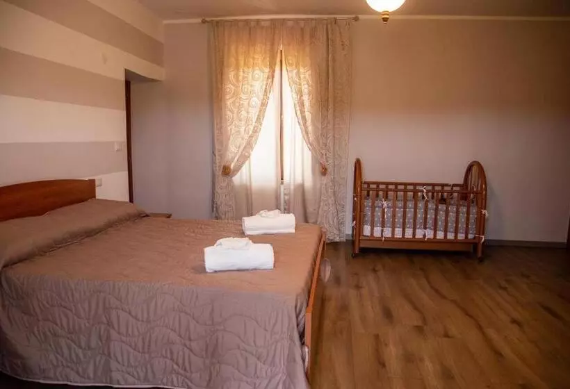 Aamiaismajoitus (B&B) Sentiero Degli Ulivi Mascia