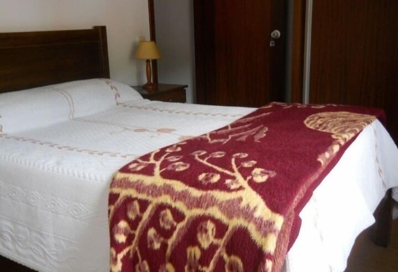 بنسيون Guest House Casa Da Latada