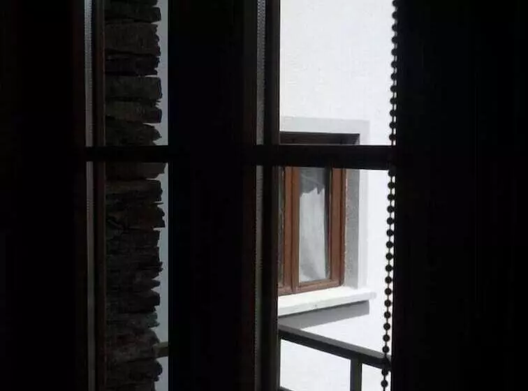 Majatalo Guest House Casa Da Latada