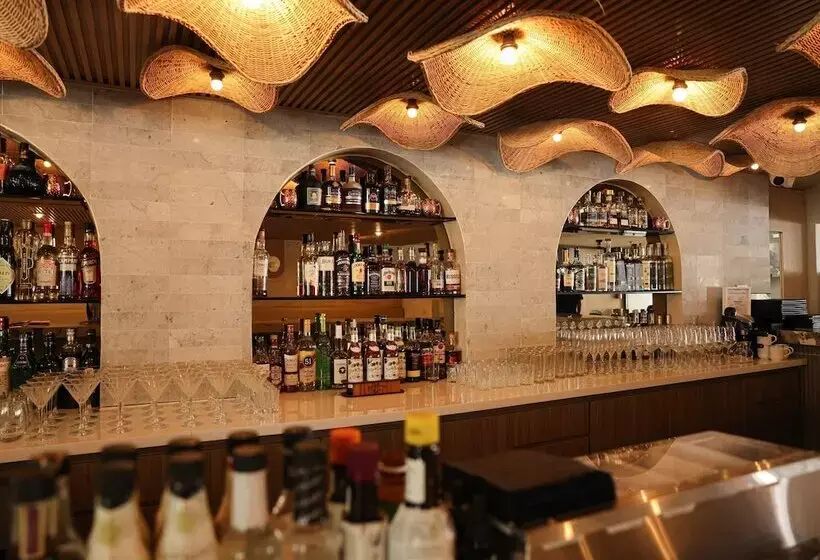 Bali Hotel Adults Only Isla Verde, A Trademark By Wyndham