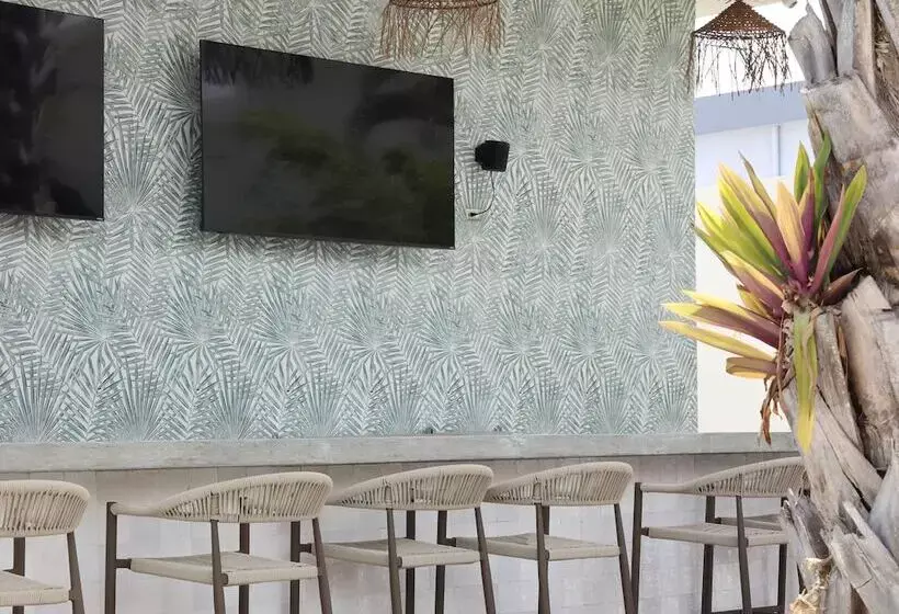 Bali Hotel Adults Only Isla Verde, A Trademark By Wyndham