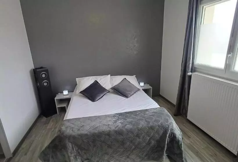 Aamiaismajoitus (B&B) Romantic Room