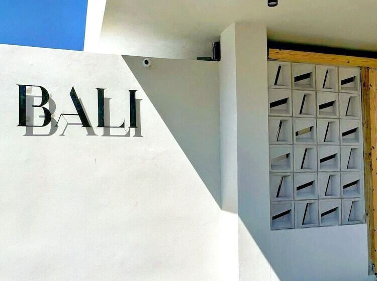 Bali Posh Hotel Pr