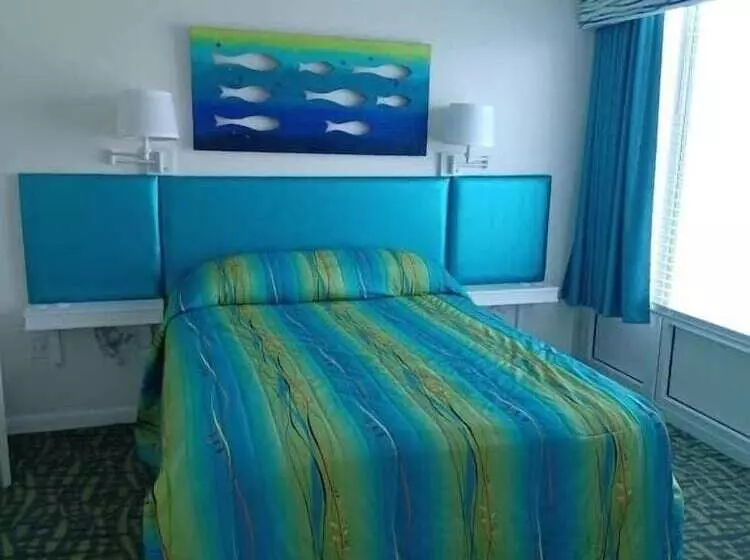 Islander Beach Resort