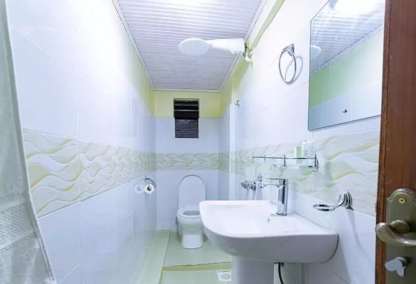 هتل Marrkson Suites
