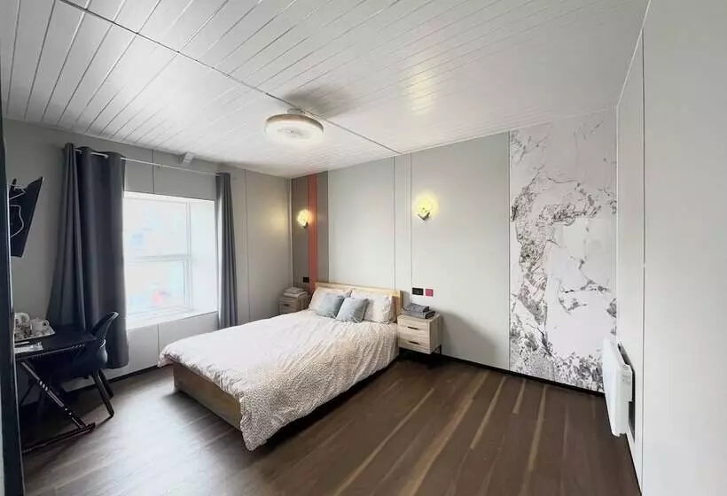 Retkeilymaja Welsh Holiday Accommodation   Modern Living