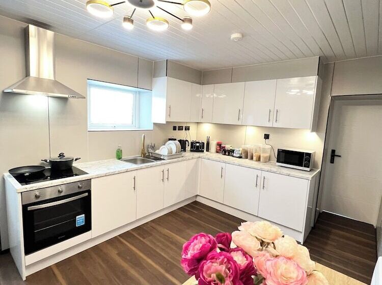 旅馆 Welsh Holiday Accommodation Modern Living