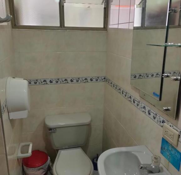 هتل El Marquez De San Fernando