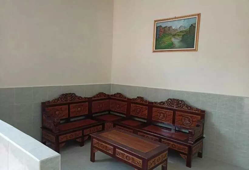 ホテル Spot On 93966 Dhiya Guest House Syariah