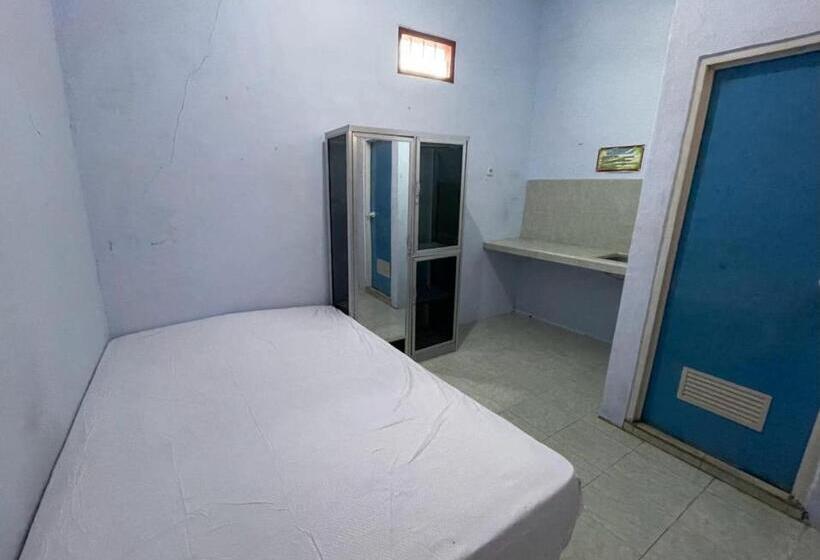 Hotel Spot On 93966 Dhiya Guest House Syariah