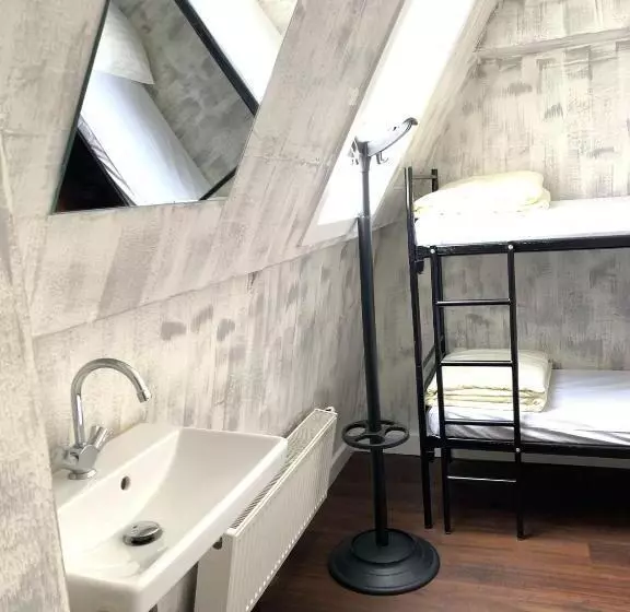 Amigo Hostel