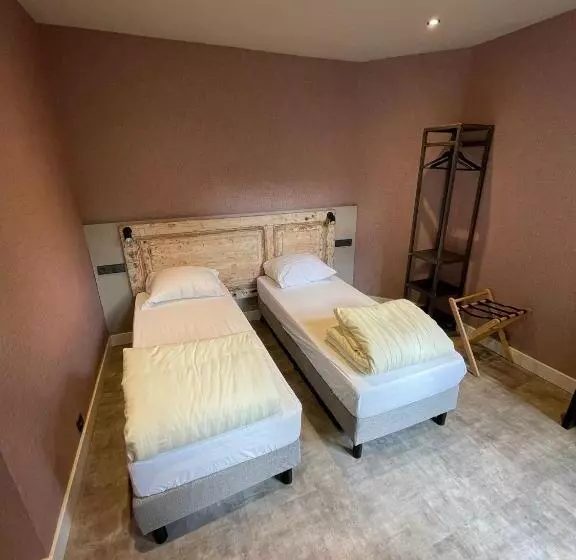 Amigo Hostel