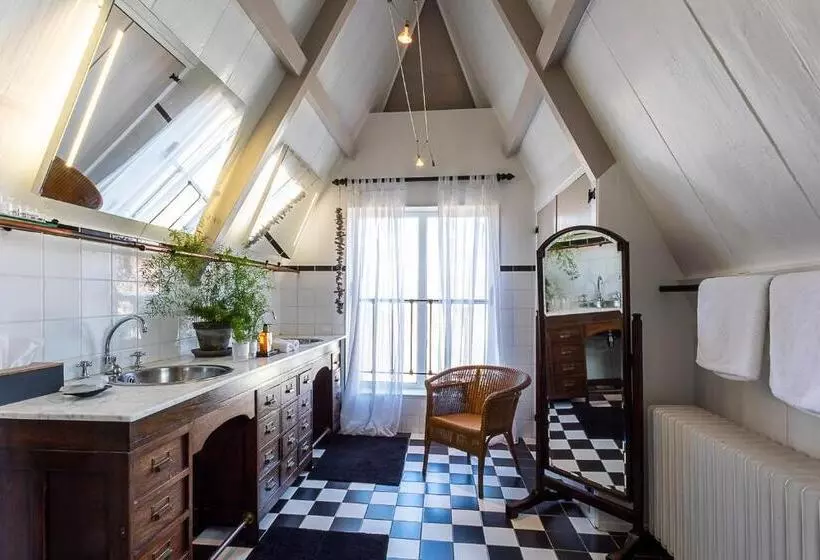 B&b Parijs Aan De Kaai