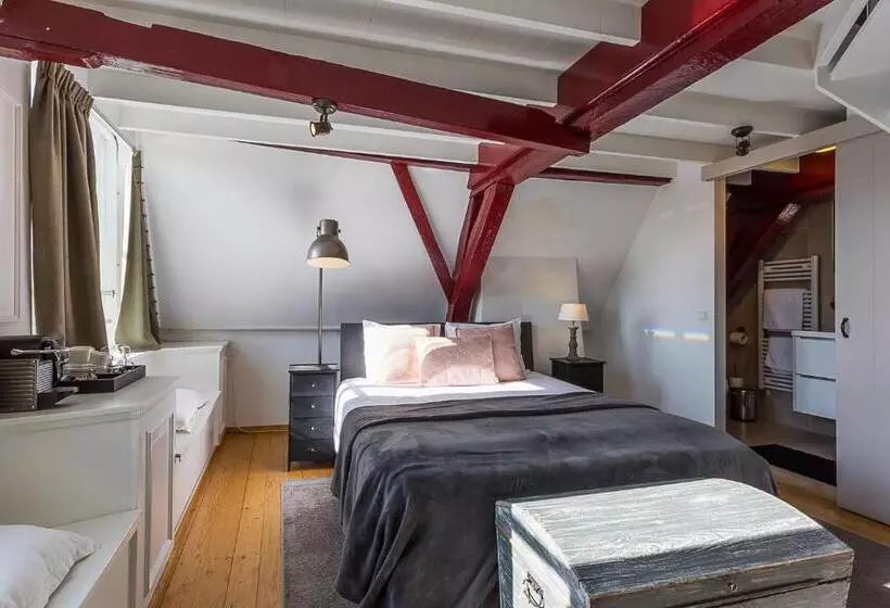 B&b Parijs Aan De Kaai