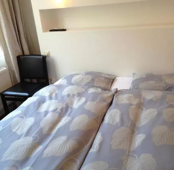 تختخواب و صبحانه Bed In Amsterdam