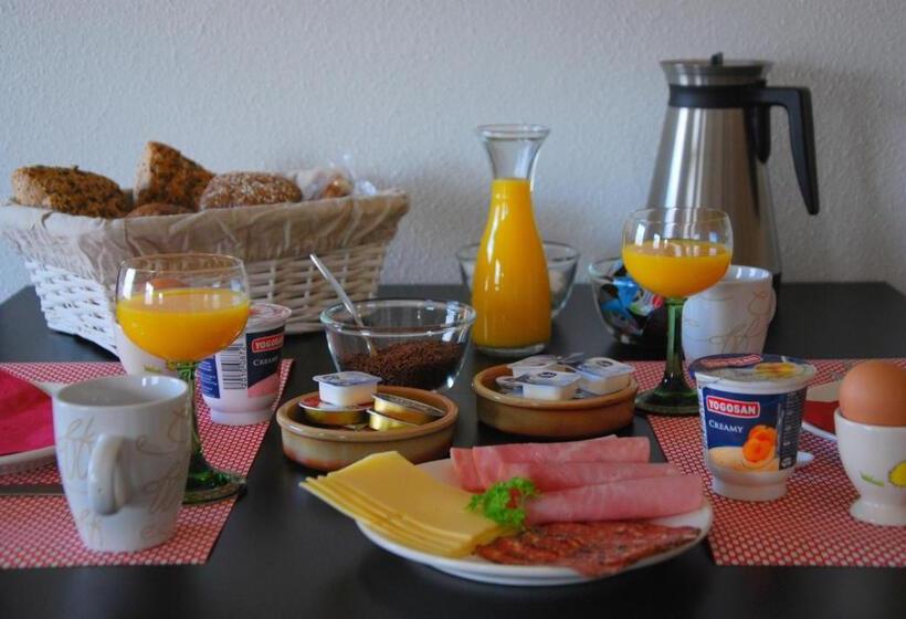 Bed And Breakfast De Meule Montfort