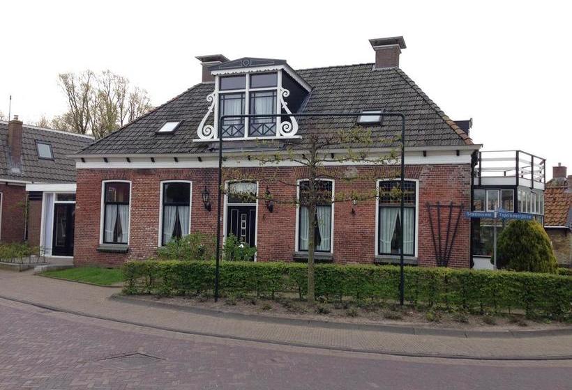 住宿加早餐  De Rede