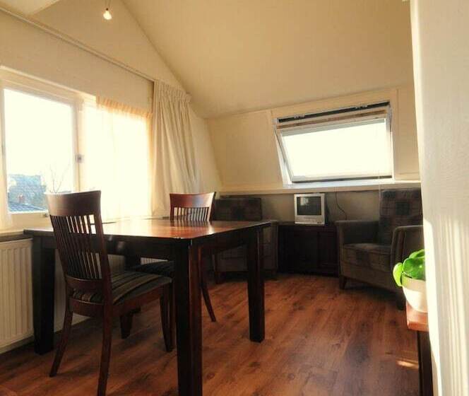 مبيت وإفطار Ensche Day Inn