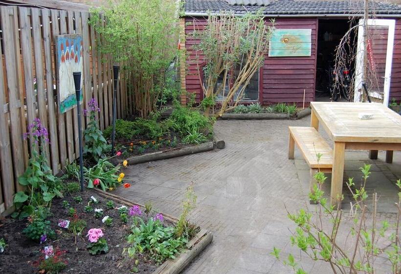 مبيت وإفطار Ensche Day Inn