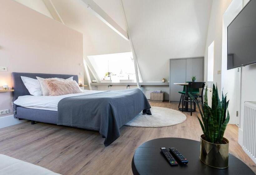 تختخواب و صبحانه Gravenstraat