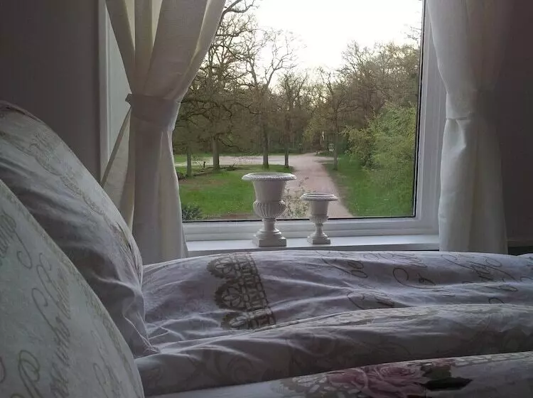Bed & Breakfast Rijsterbosch
