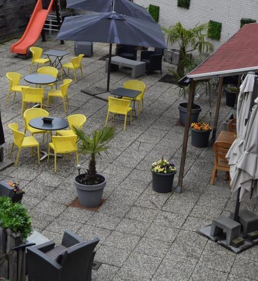 Отель Cafe 't Zonneke