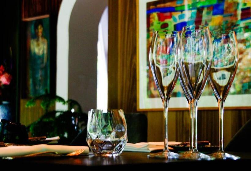 호텔 De Lochemse Berg