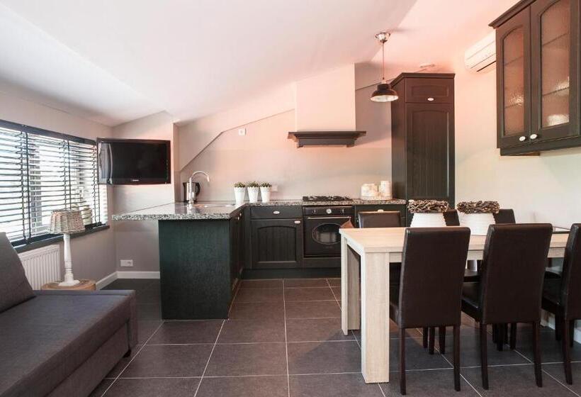 Hotel Restaurant D N Dries