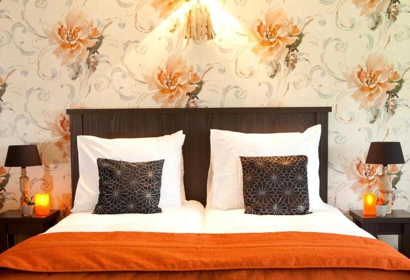 Hotel Restaurant D N Dries