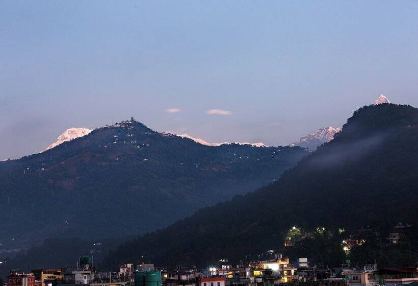 هتل Shekhar S Place