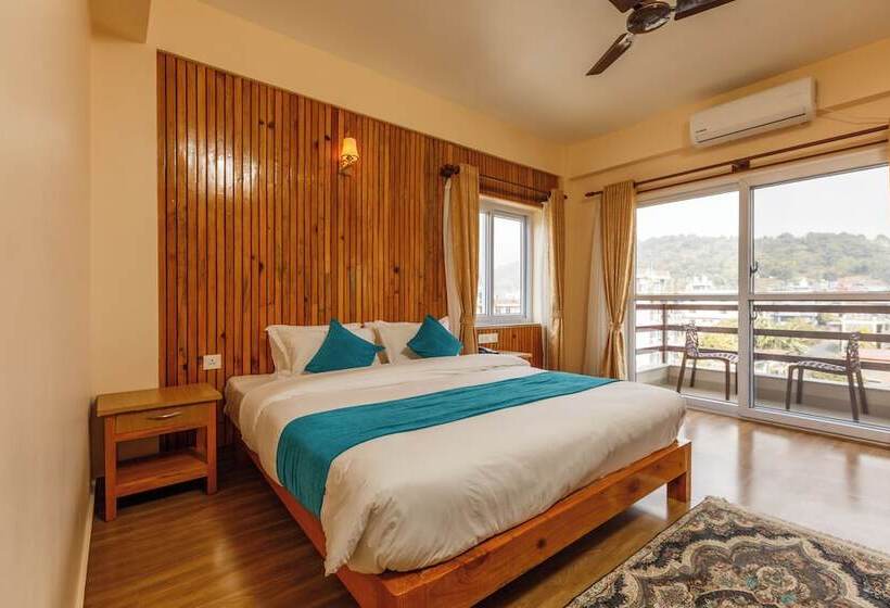 هتل Shekhar S Place