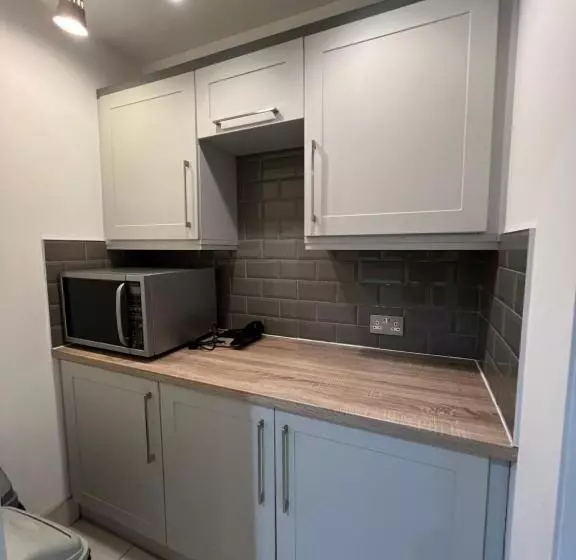 پانسیون Lovely Home In Kimmage, Dublin