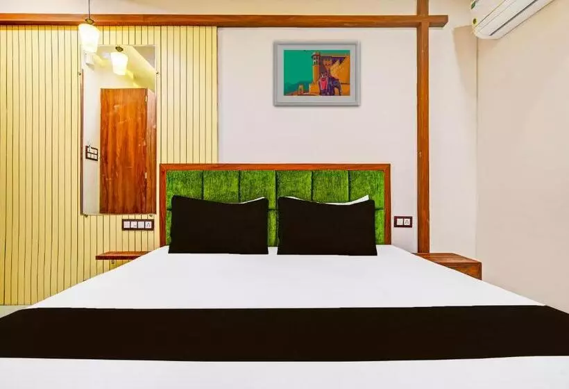 Oyo Hotel Shree
