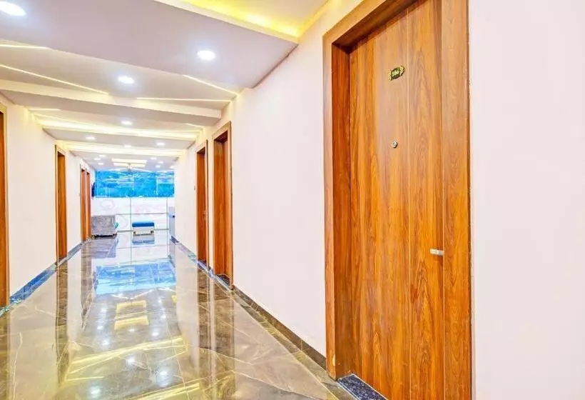 Oyo Hotel Shree