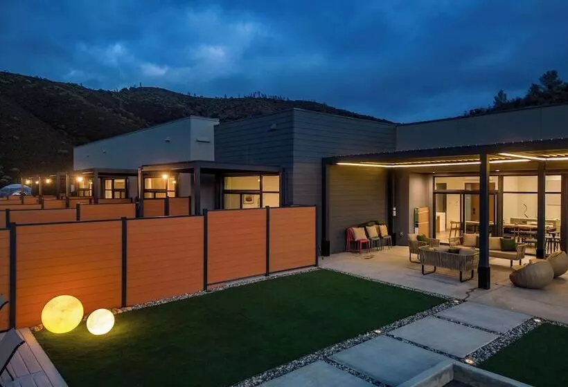 Aamiaismajoitus (B&B) Horizon By Yosemite