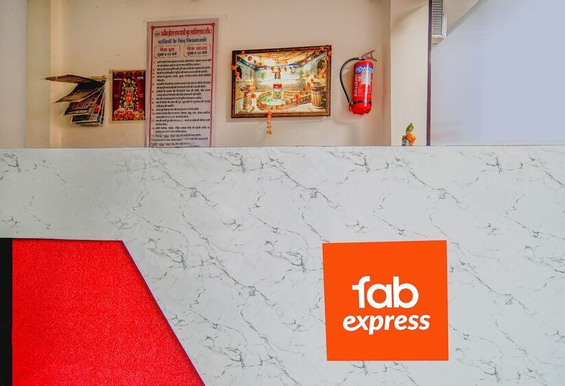 호텔 Fabexpress Neelam Palace