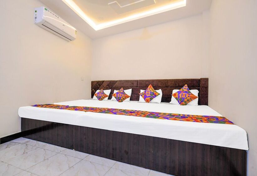 호텔 Fabexpress Neelam Palace