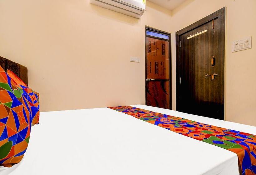 호텔 Fabexpress Neelam Palace