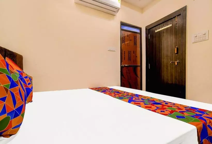 ホテル Fabexpress Neelam Palace