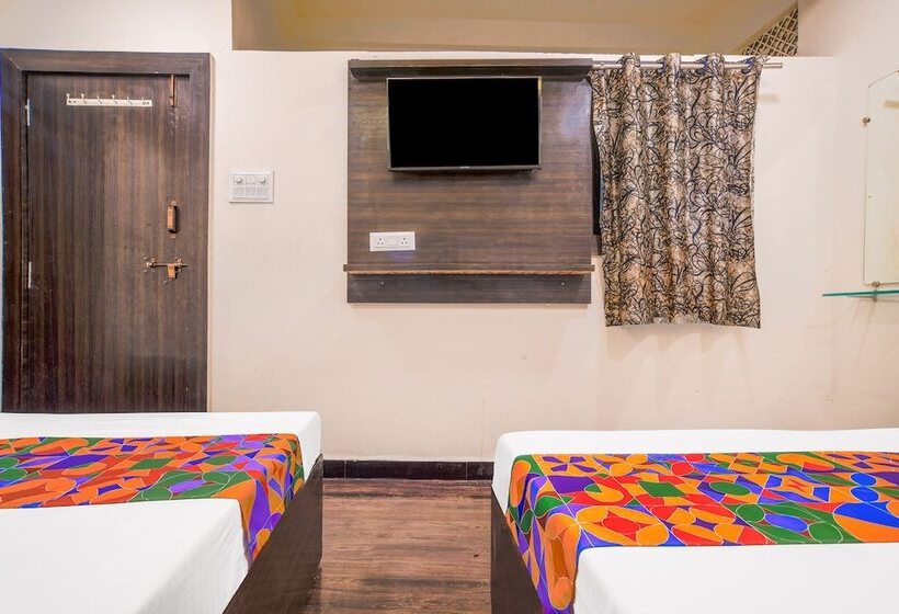 호텔 Fabexpress Neelam Palace